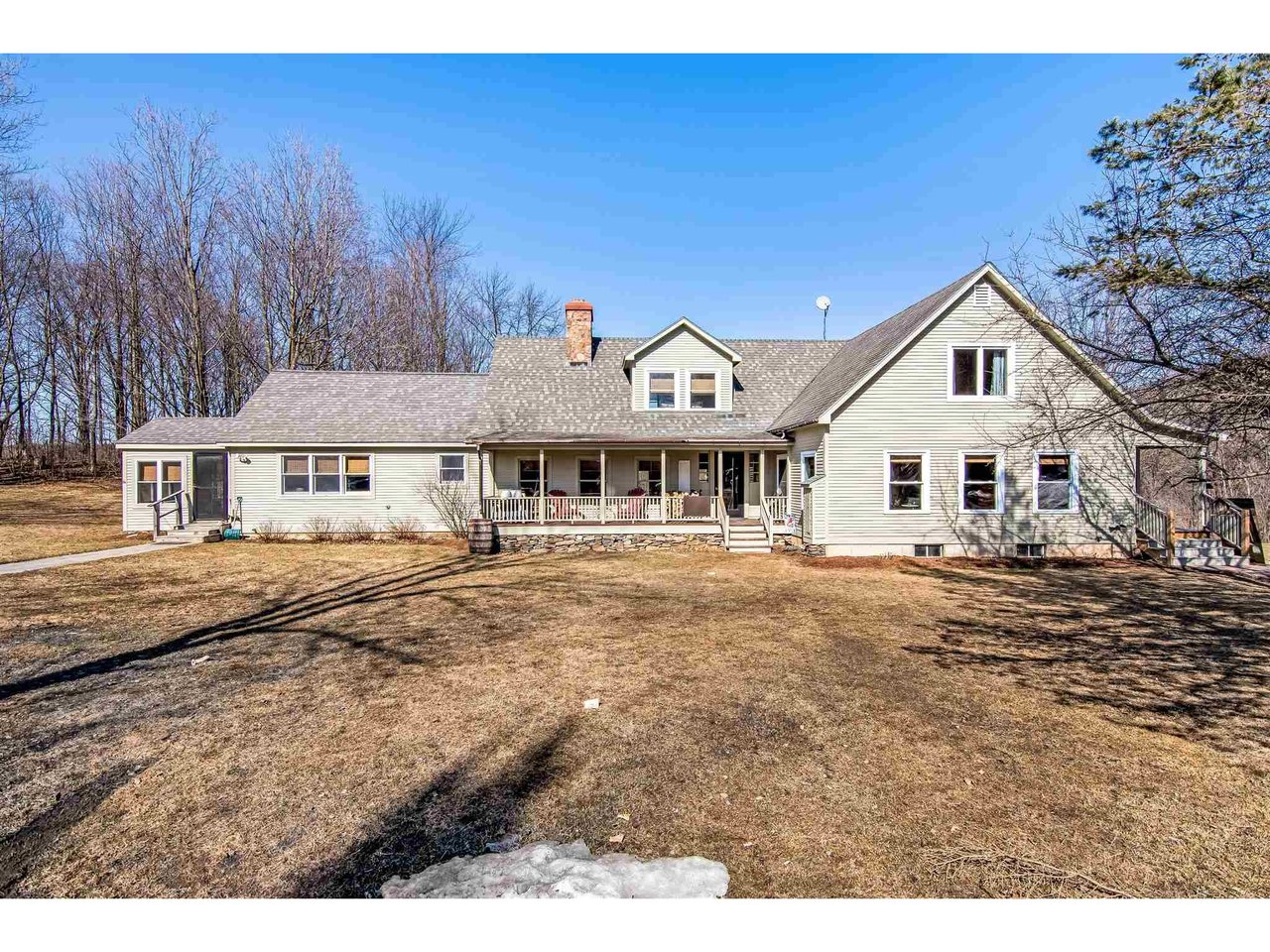 1091 Lake Road