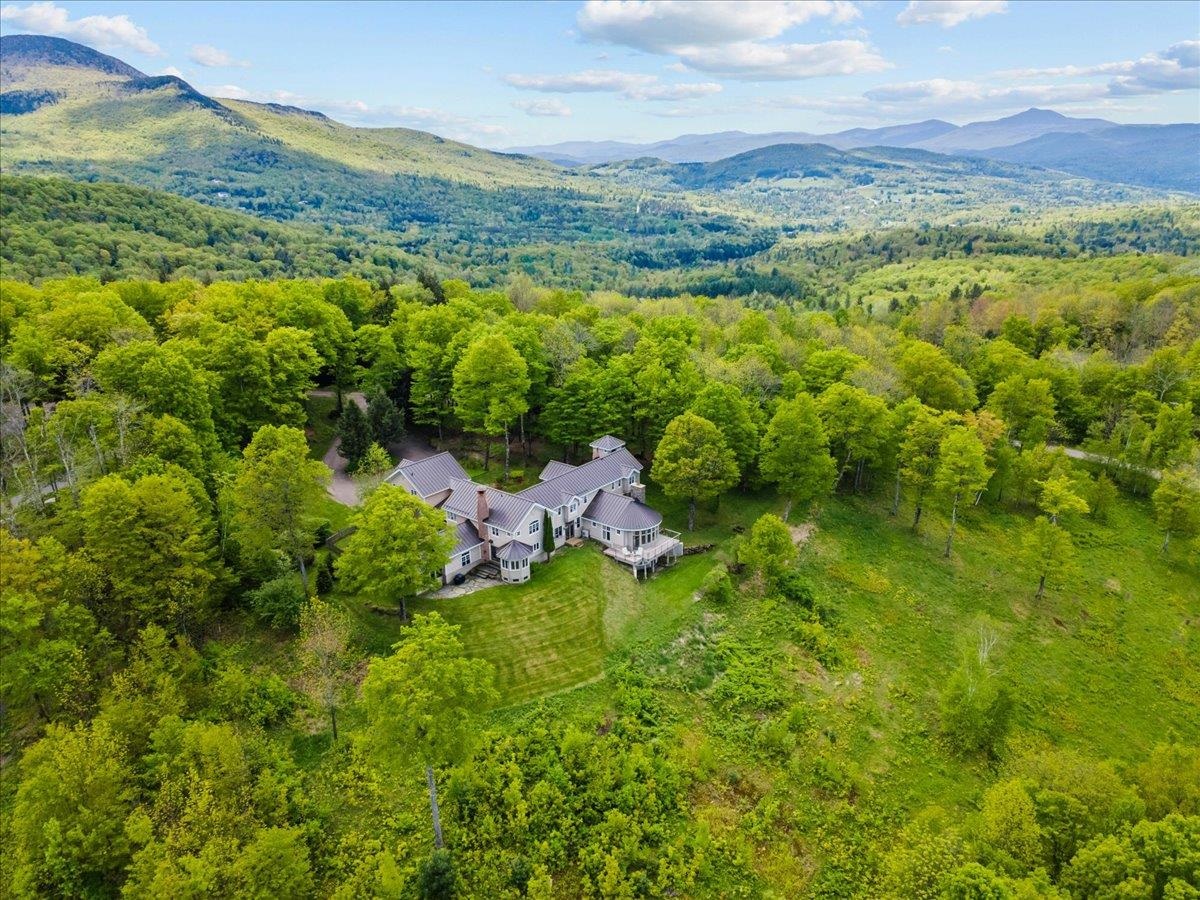 1097 Taber Ridge Road, Stowe