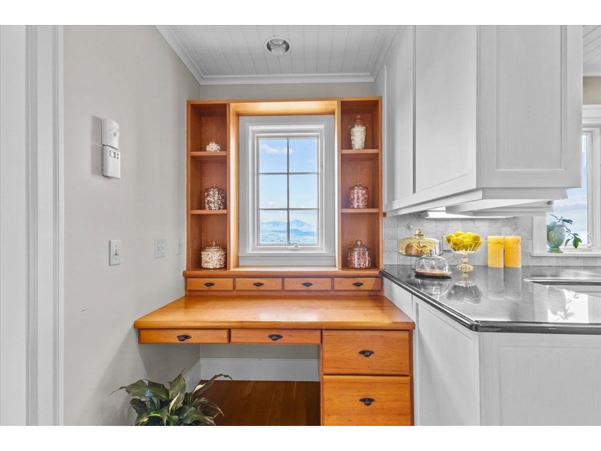 1097 Taber Ridge Road