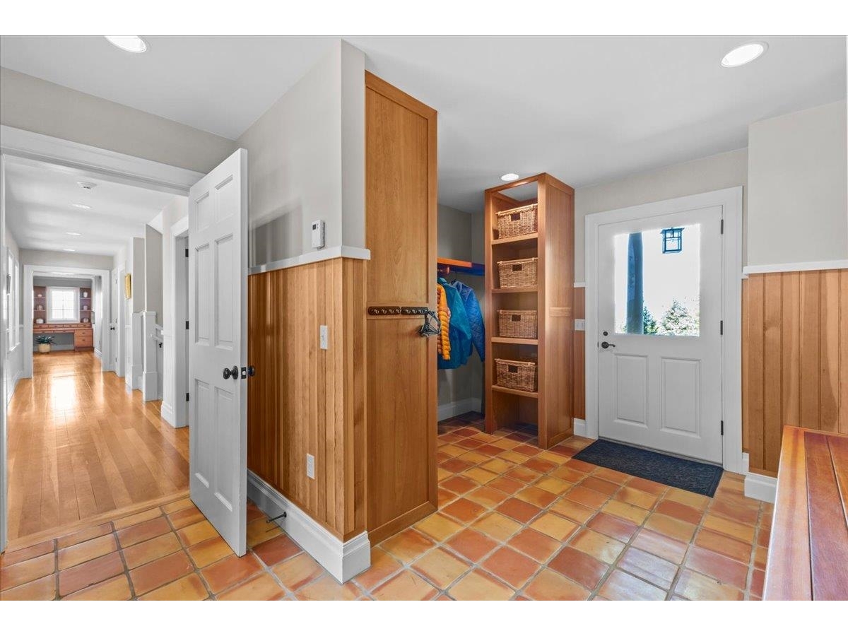 1097 Taber Ridge Road