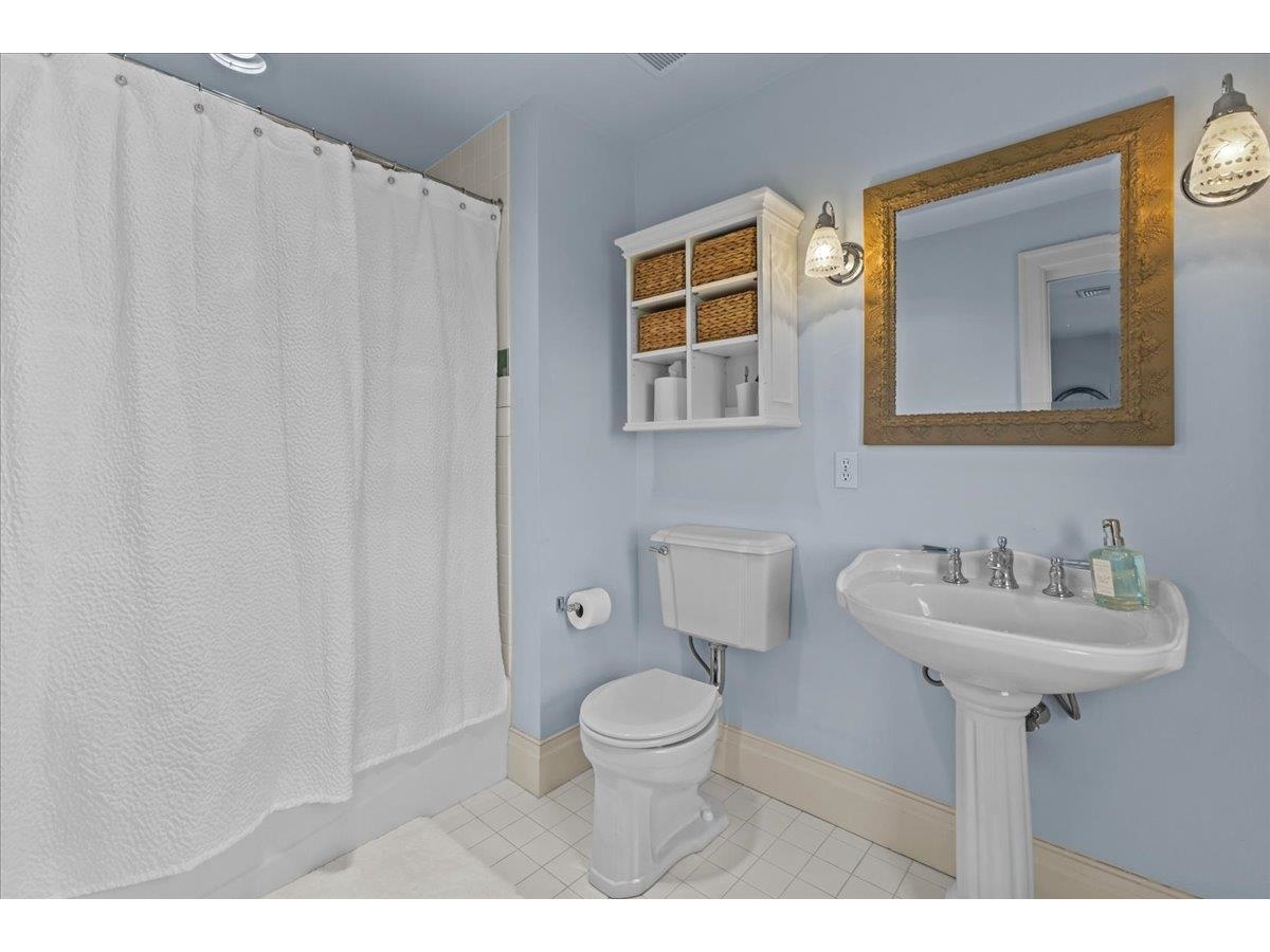 1097 Taber Ridge Road