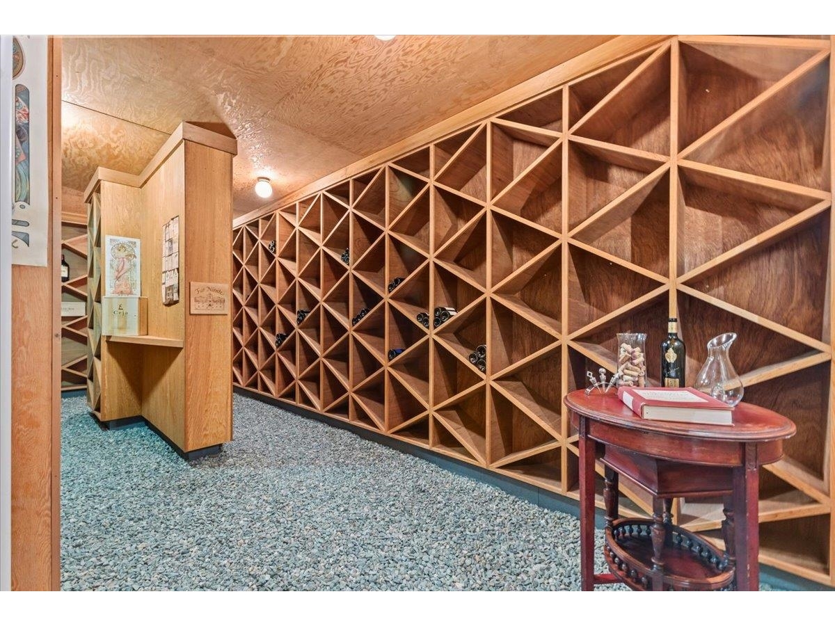 1097 Taber Ridge Road