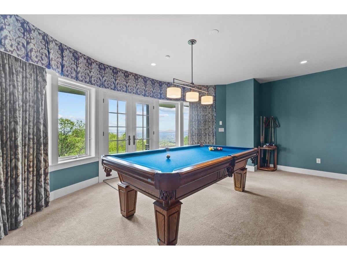 1097 Taber Ridge Road
