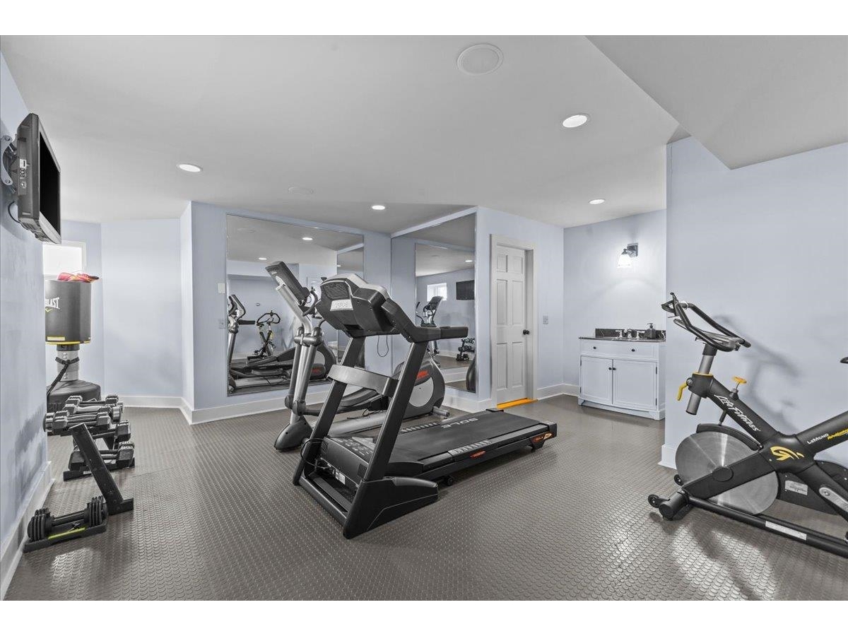 1097 Taber Ridge Road