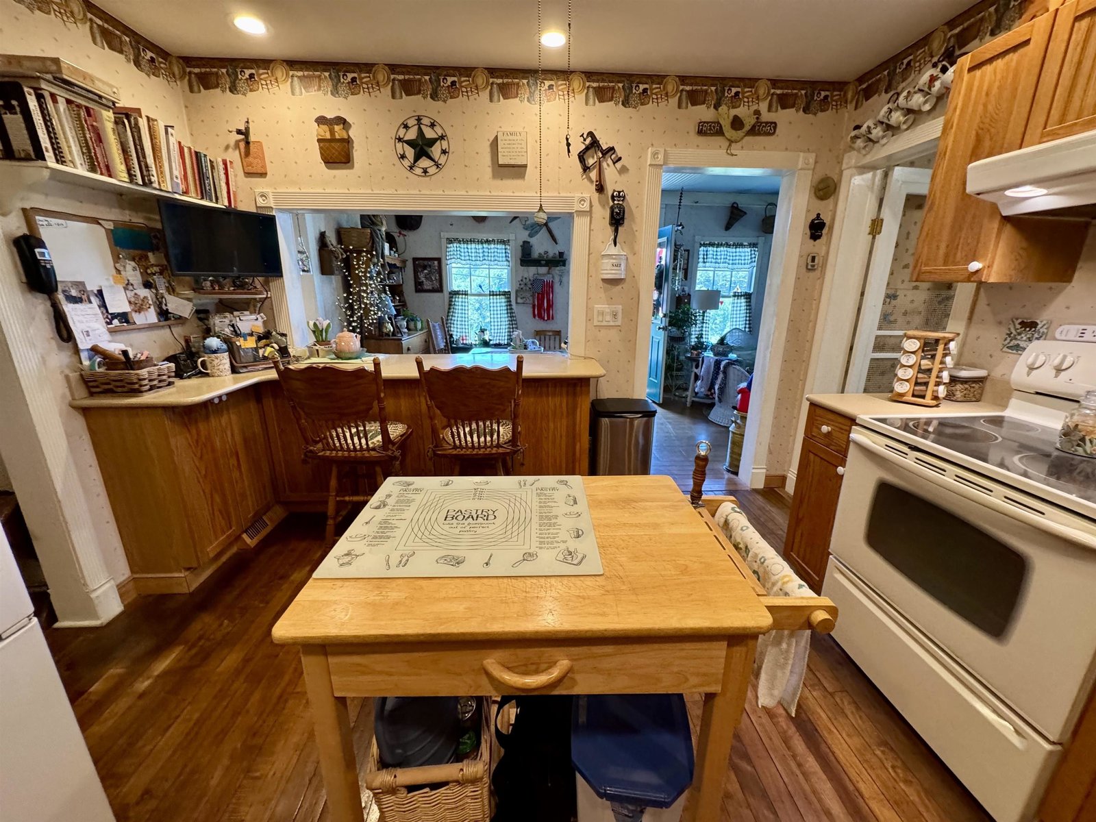 1098 Creamery Road