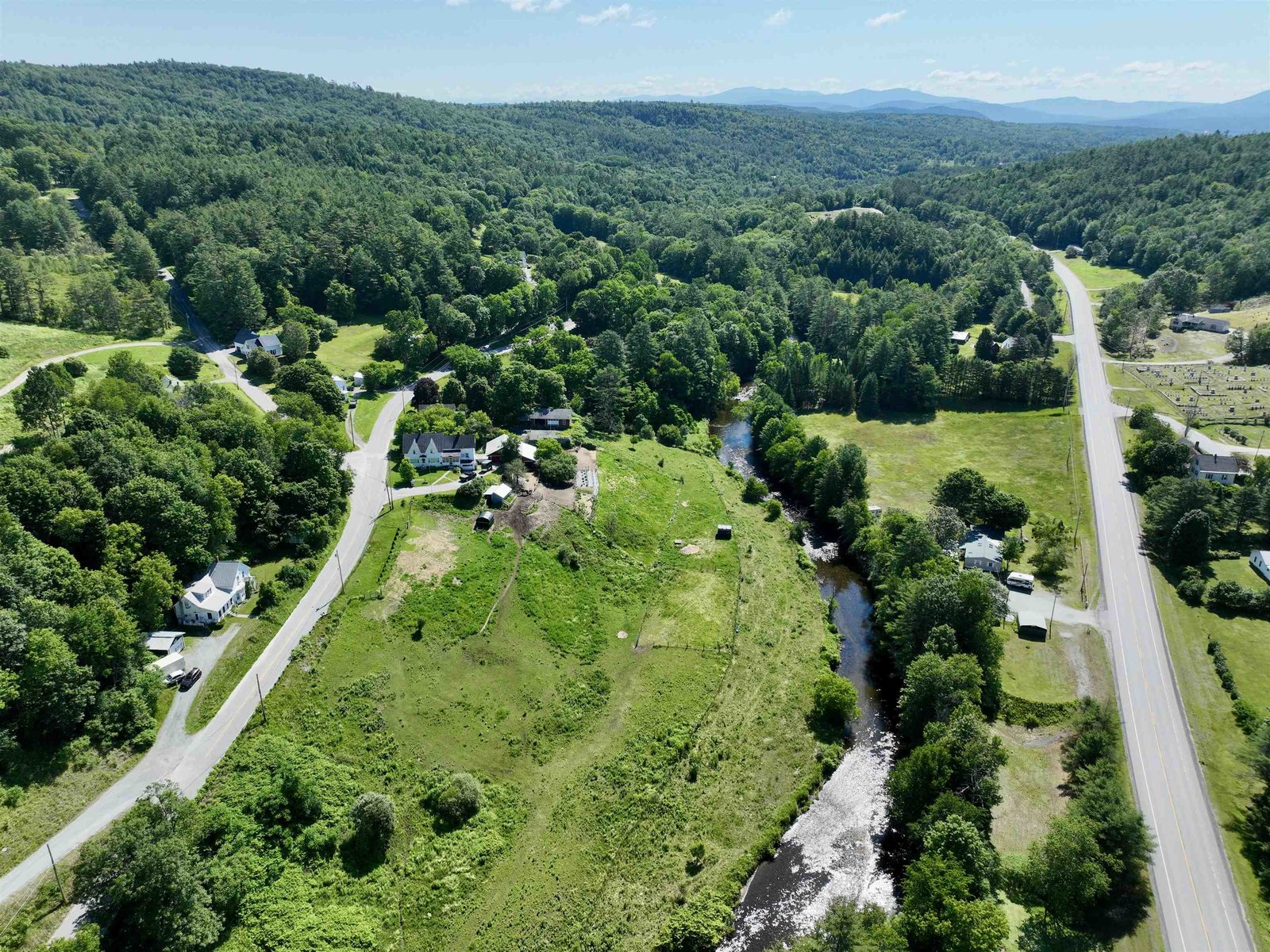 1098 Creamery Road