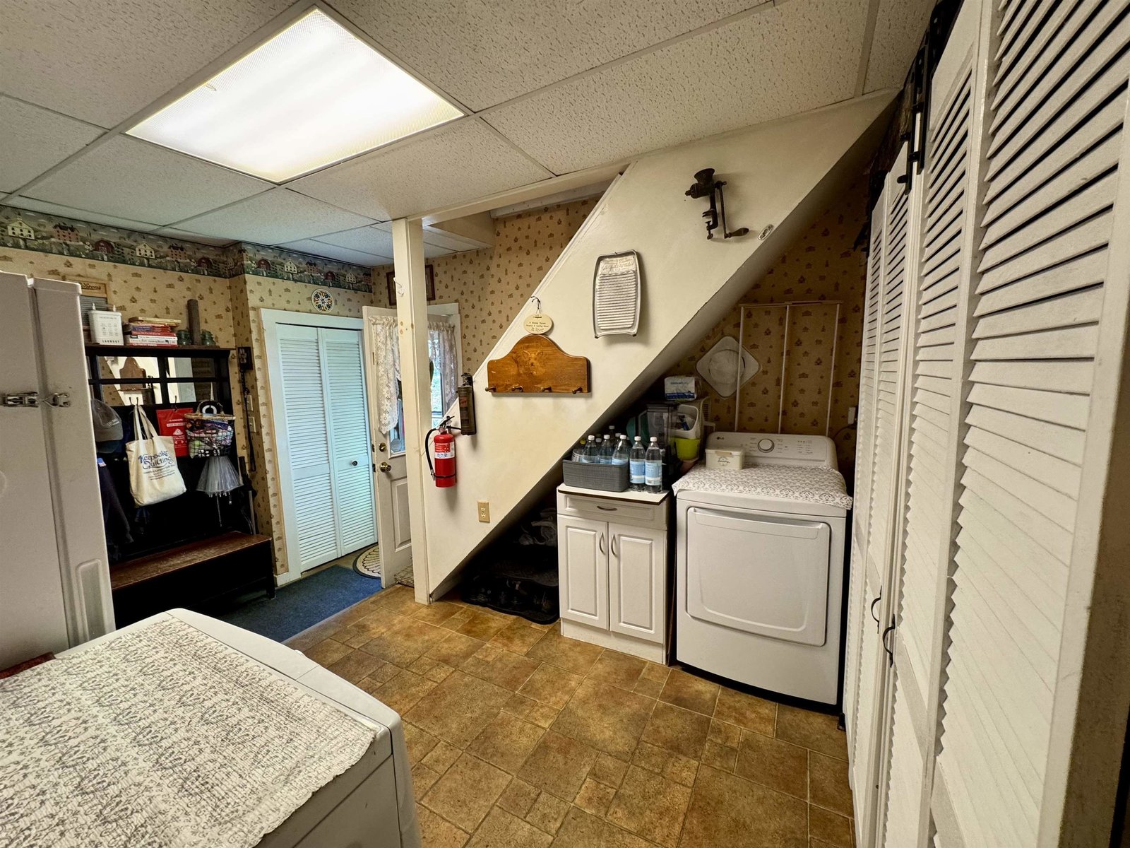 1098 Creamery Road