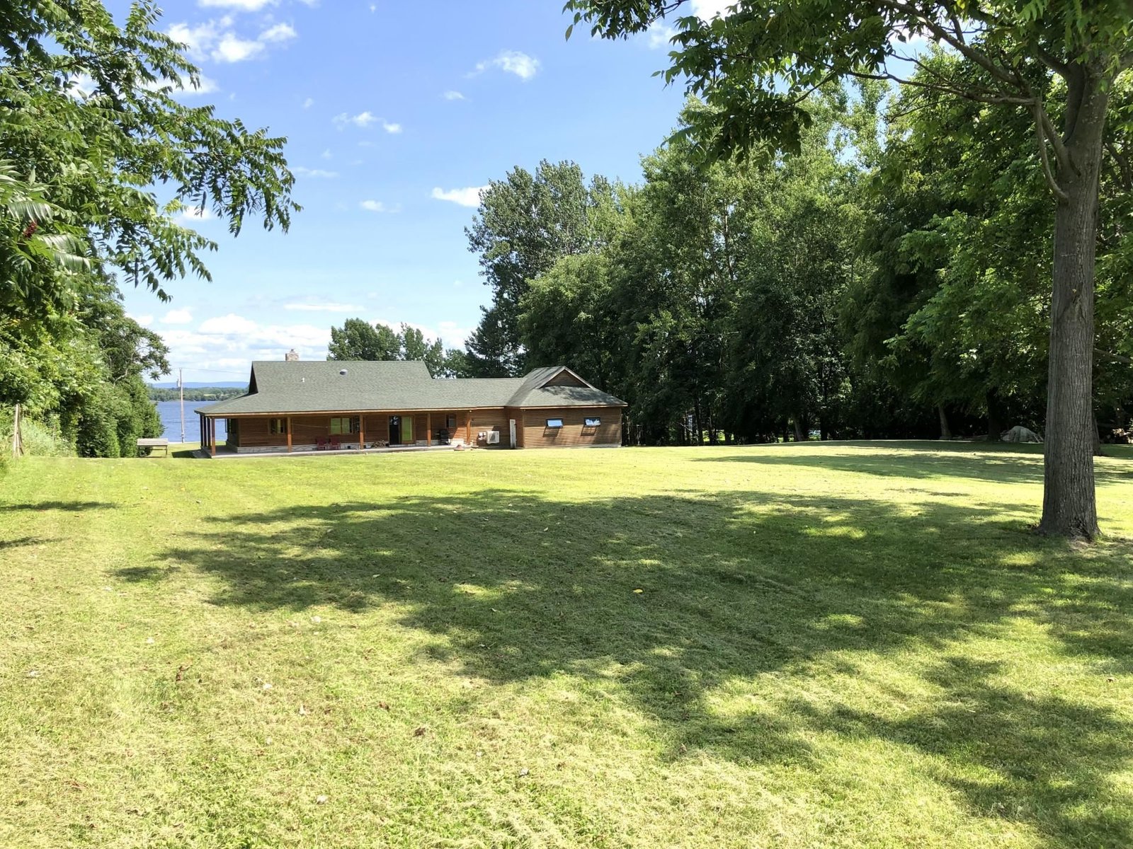 1099 E Shore Road