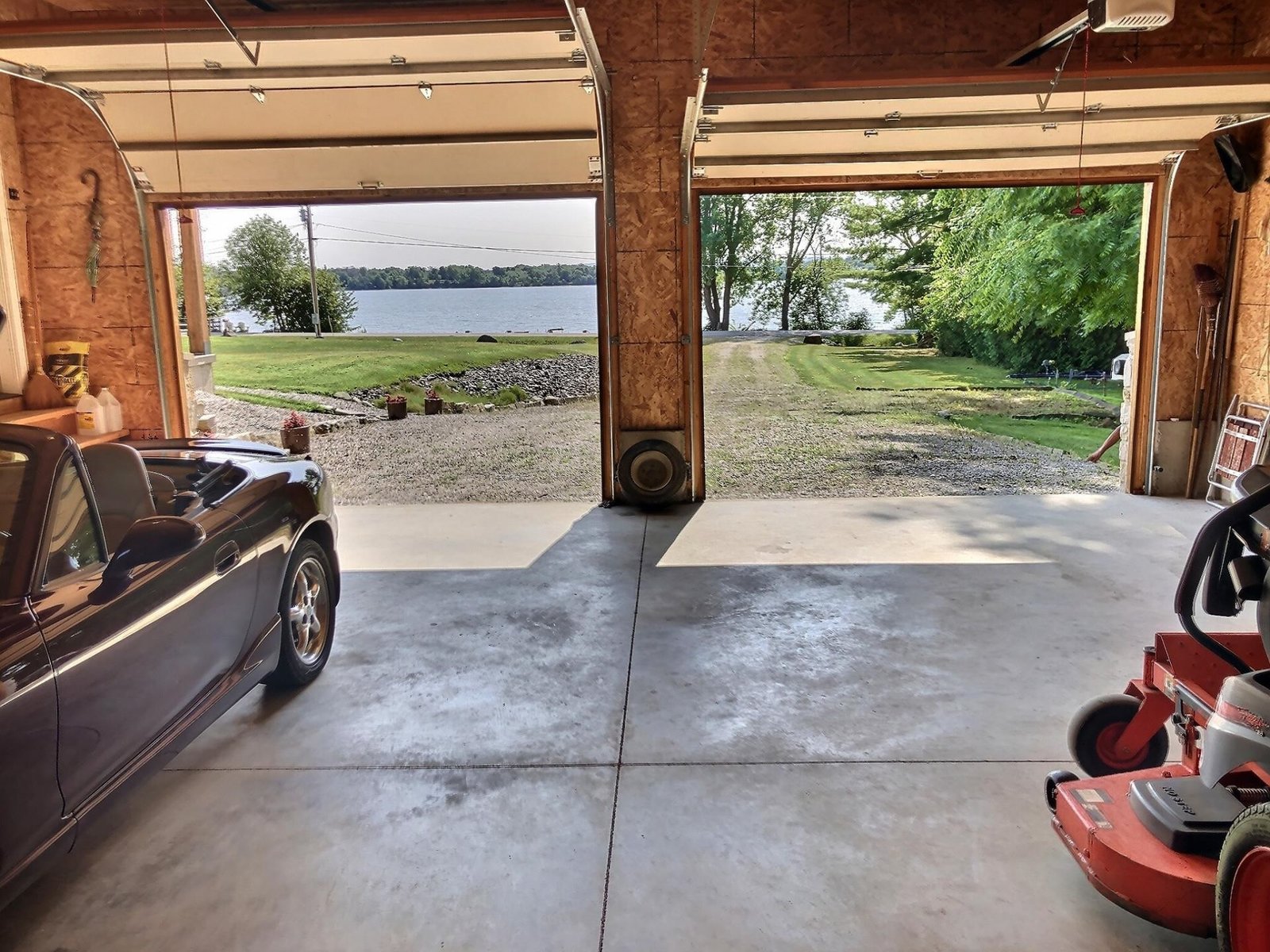 1099 E Shore Road