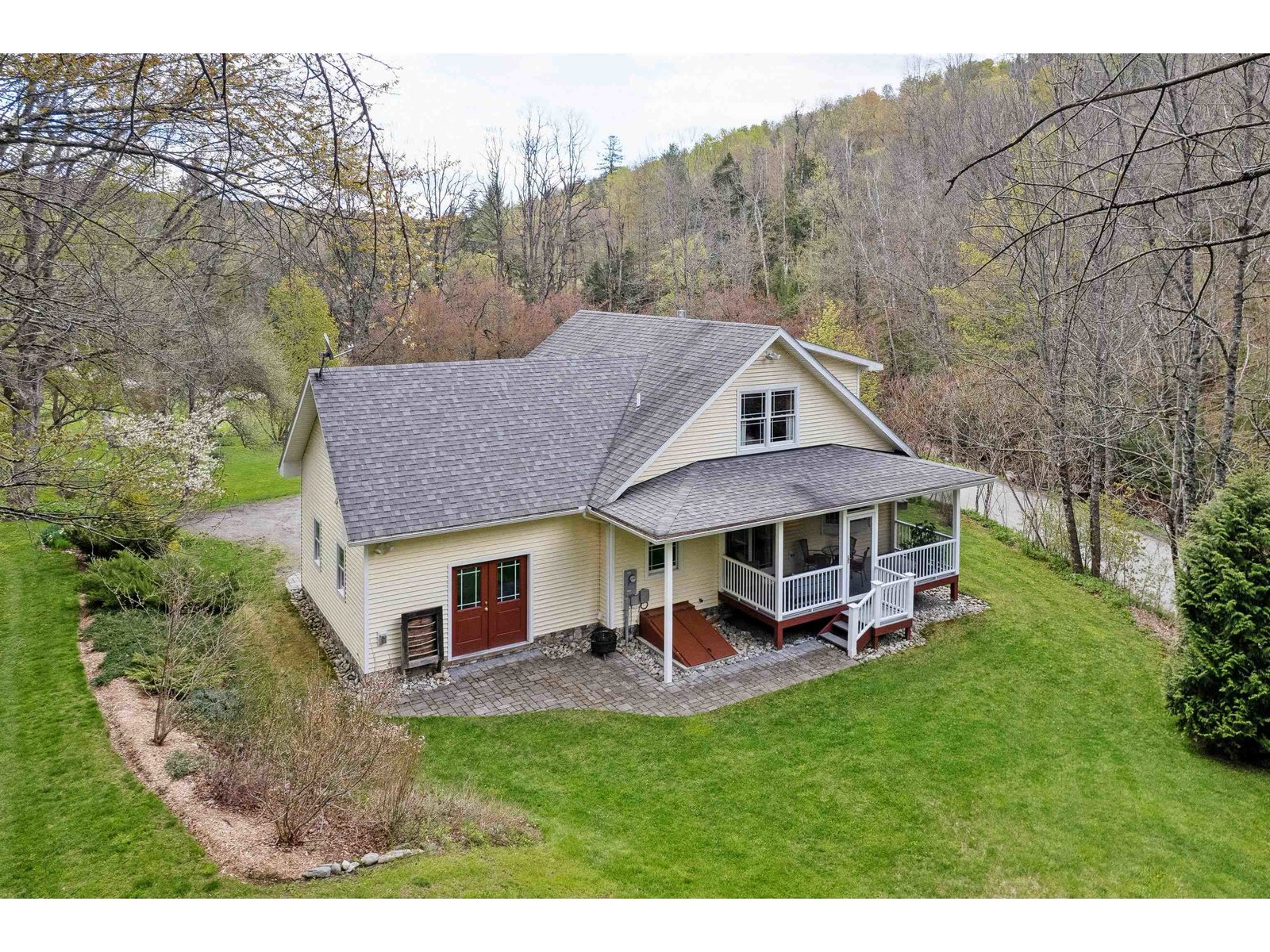 1099 Lilliesvillle Brook Road