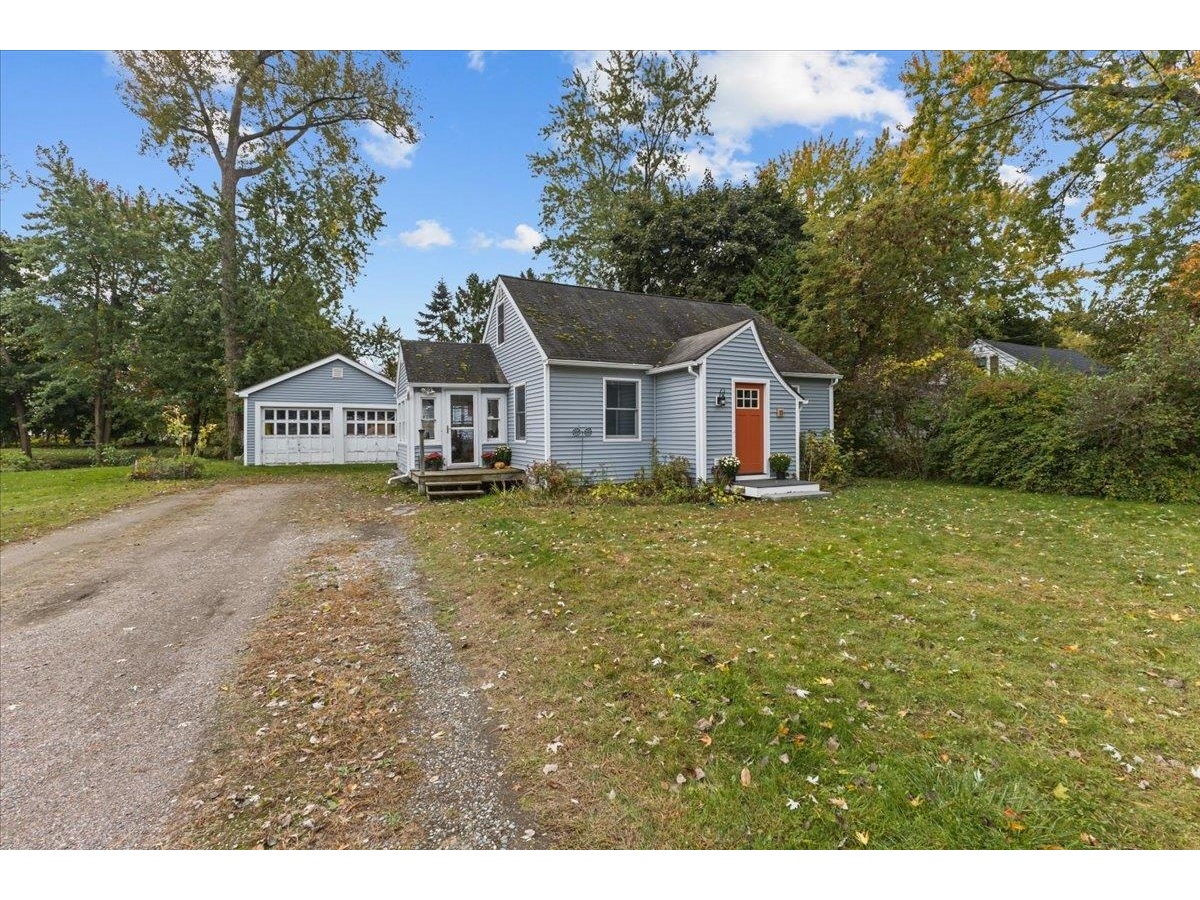 11 Barrett Street, South Burlington