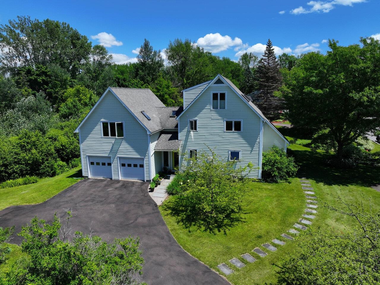 11 Bayfield Drive