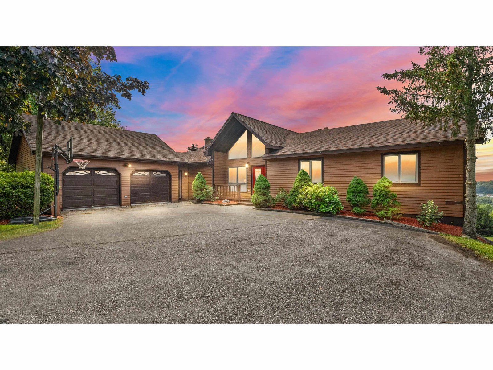 11 Bluff Lane