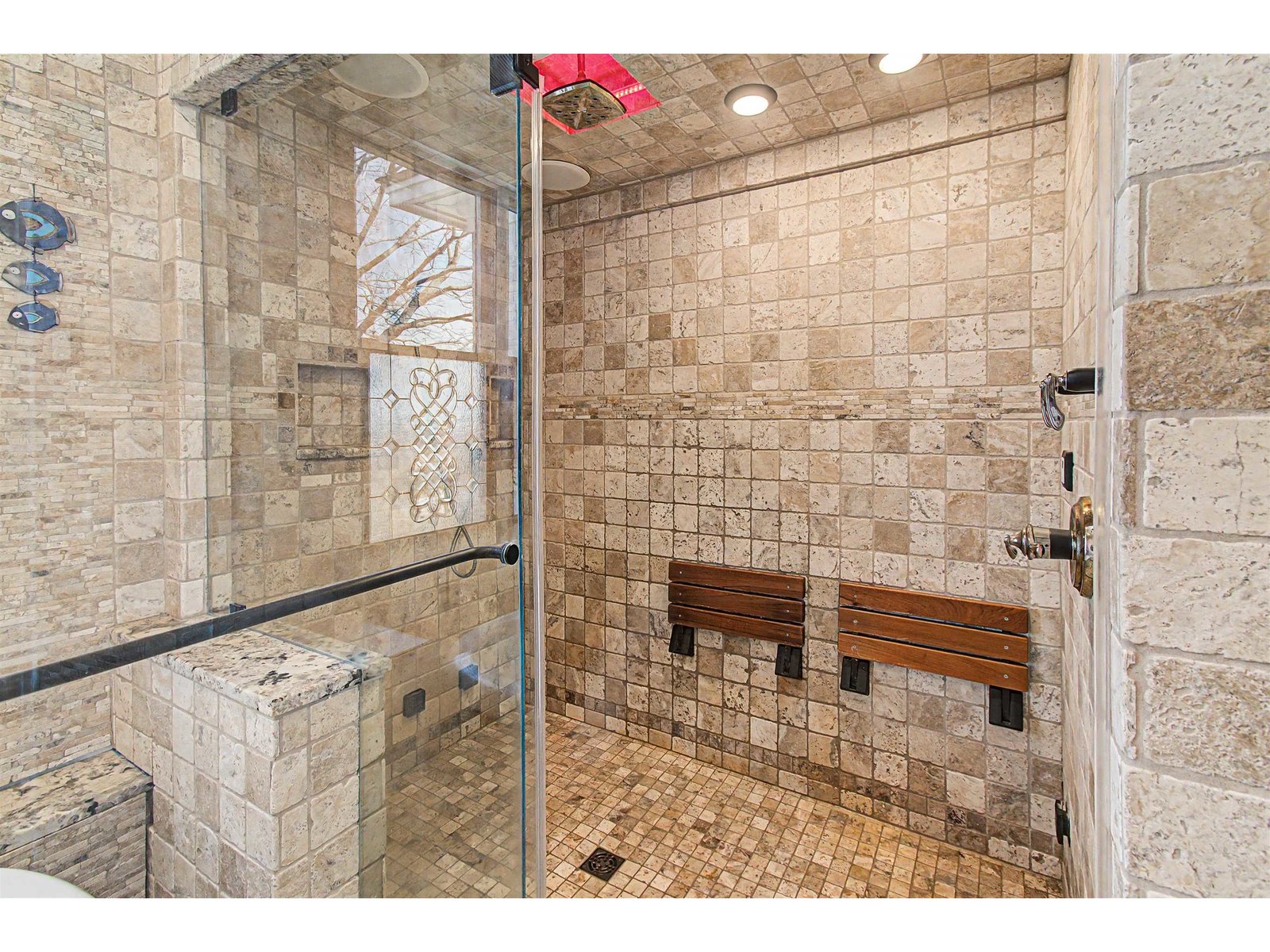 Steam Shower w/mood lighting