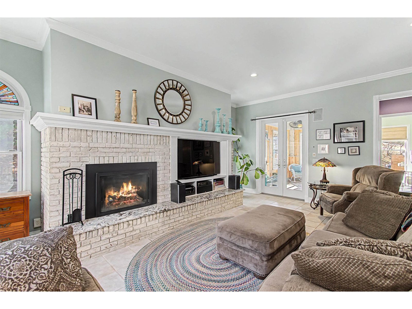 11 Cedar Hill Drive