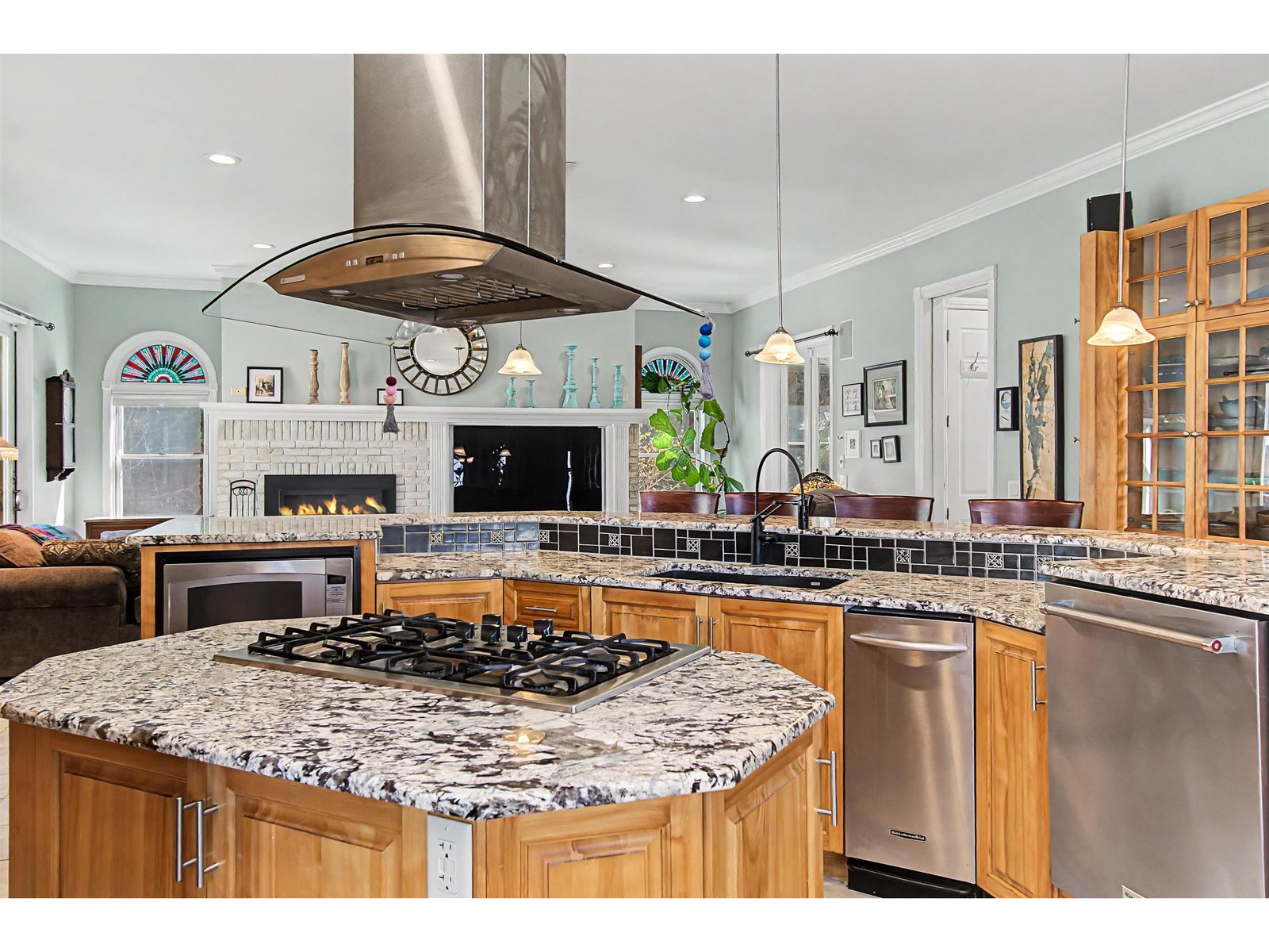 11 Cedar Hill Drive