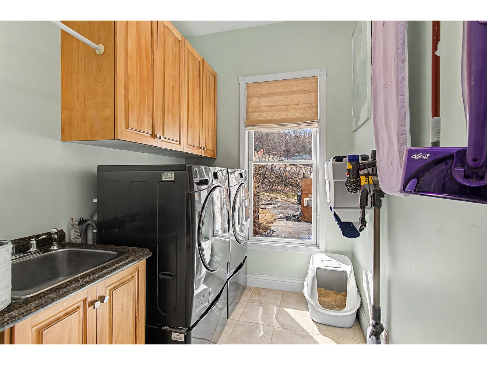 1/2 bath