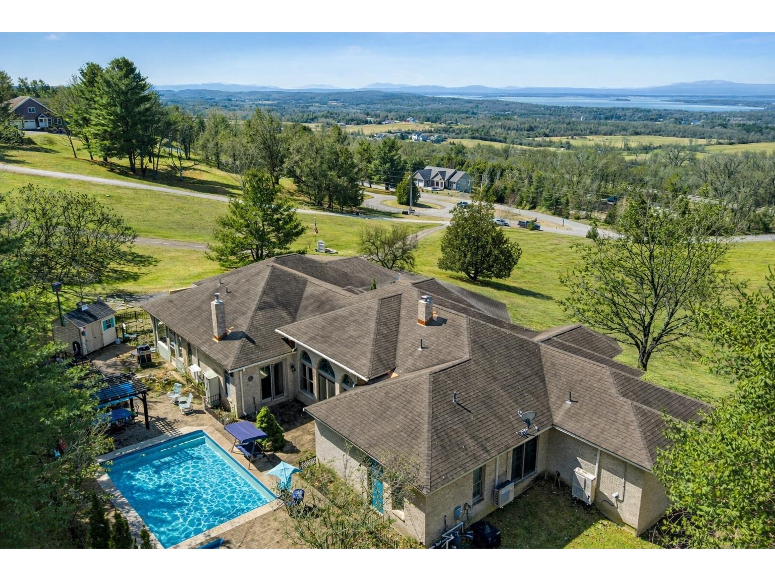 11 Cedar Hill Drive