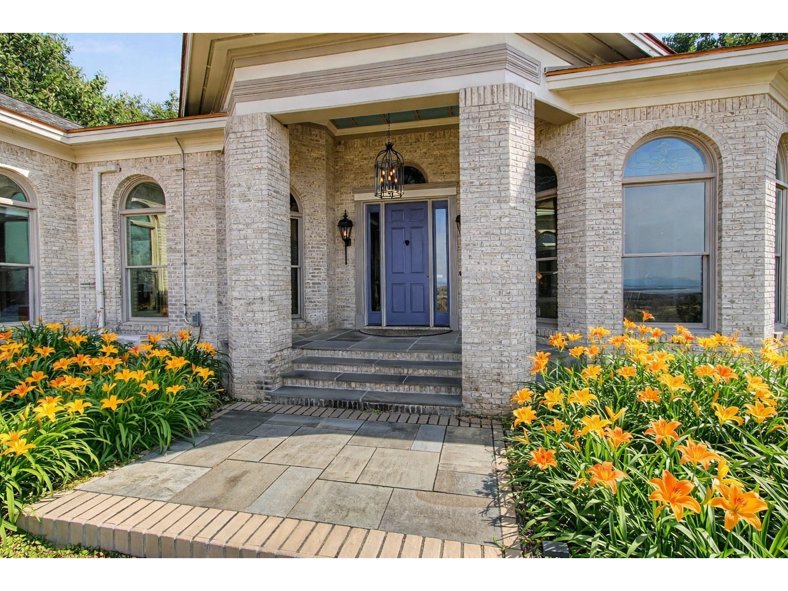 11 Cedar Hill Drive