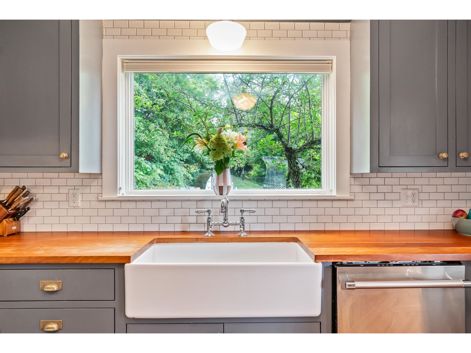 11 Cherry Avenue