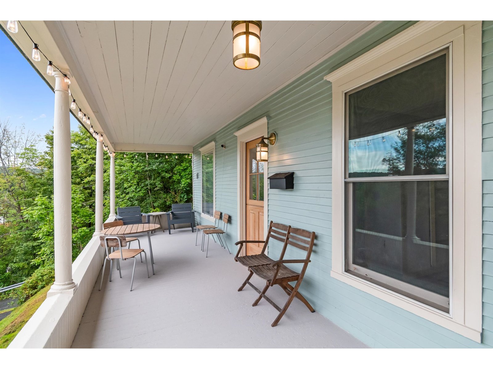 11 Cherry Avenue