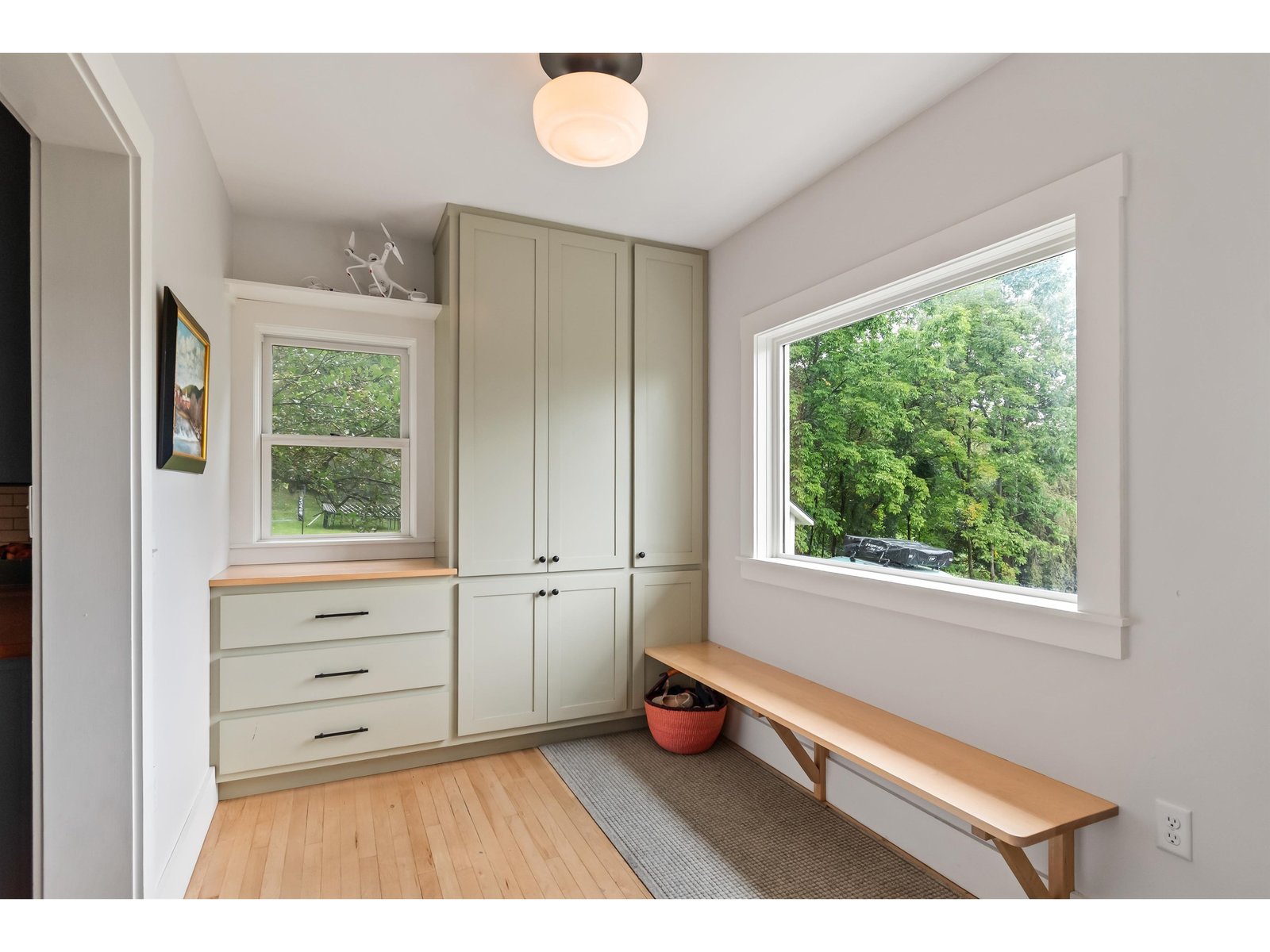 11 Cherry Avenue