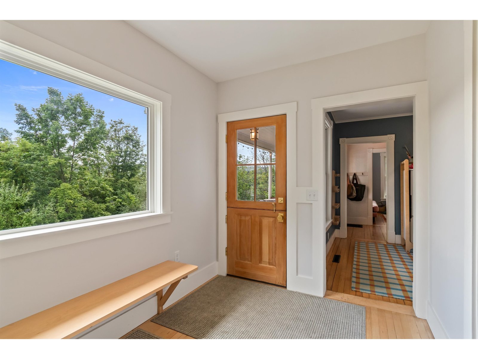 11 Cherry Avenue