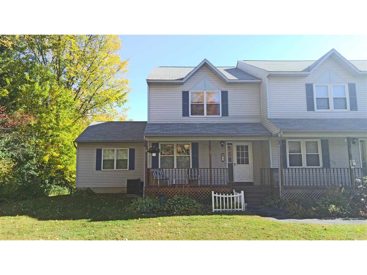 11 Craftsbury Court, Unit 27