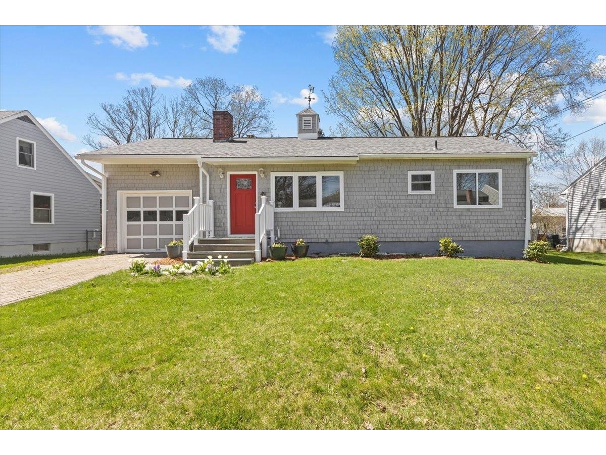 11 Duchess Avenue