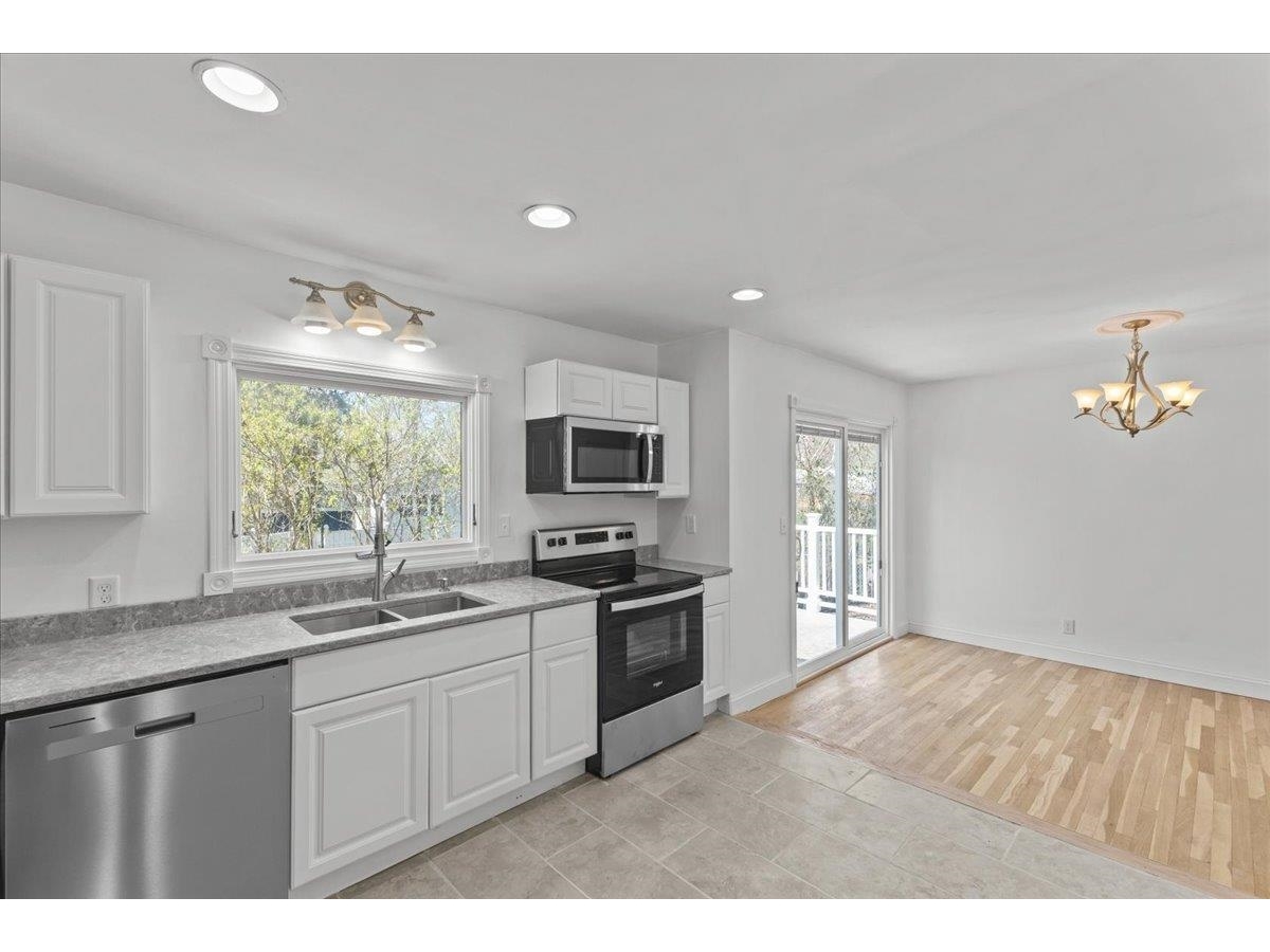 11 Duchess Avenue