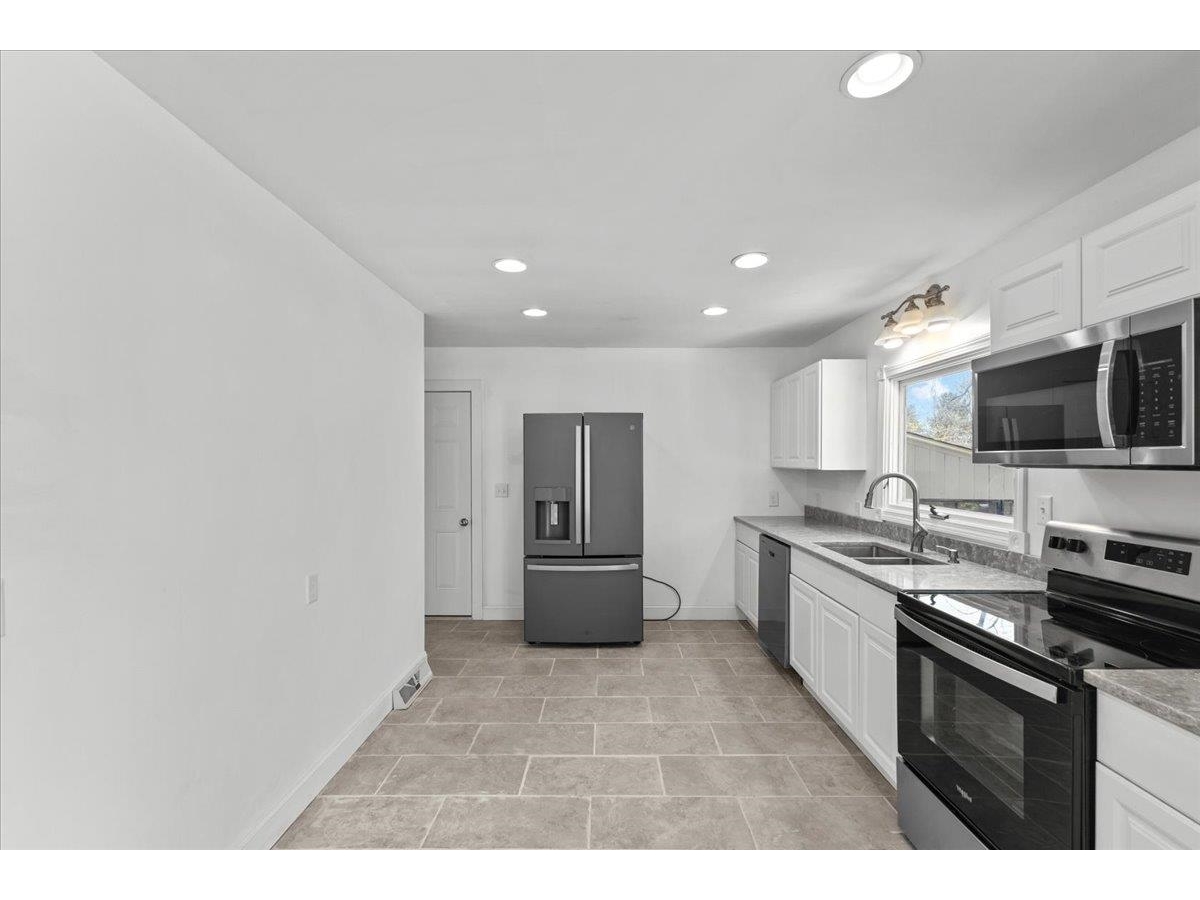 11 Duchess Avenue