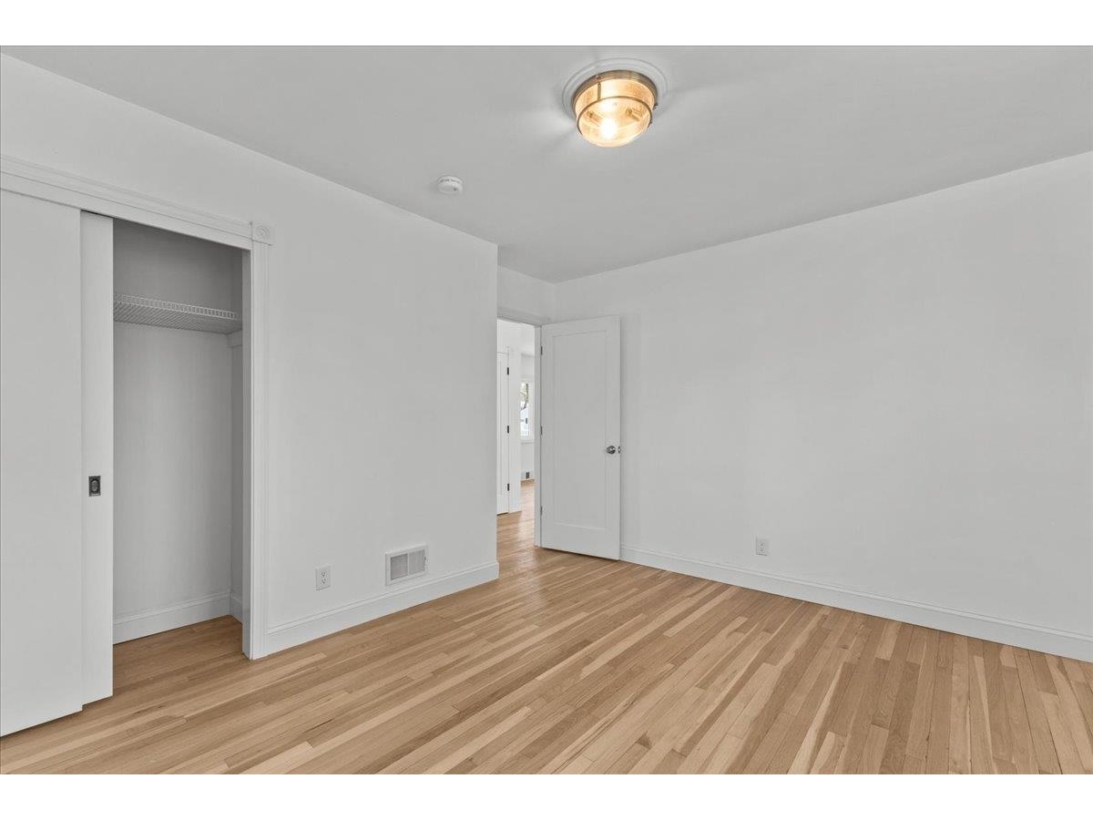 11 Duchess Avenue