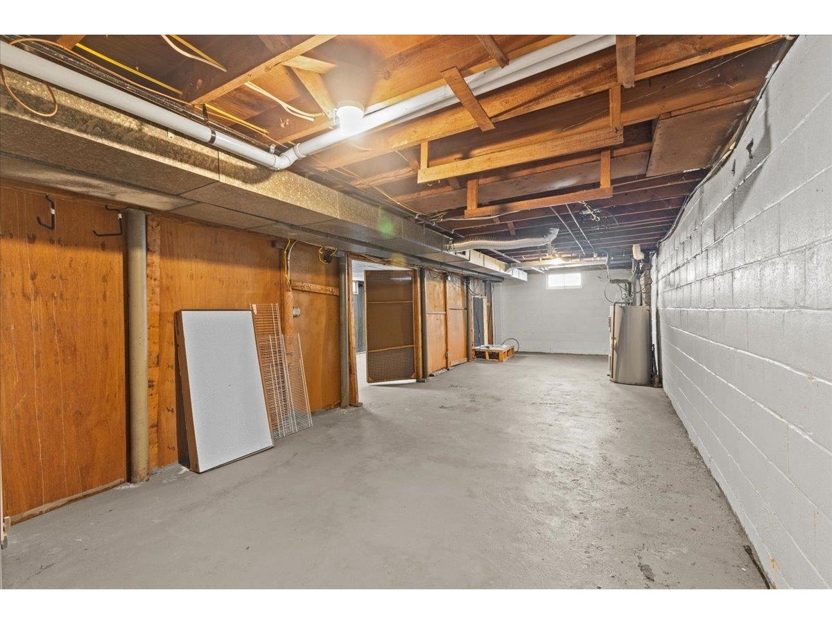 11 Duchess Avenue