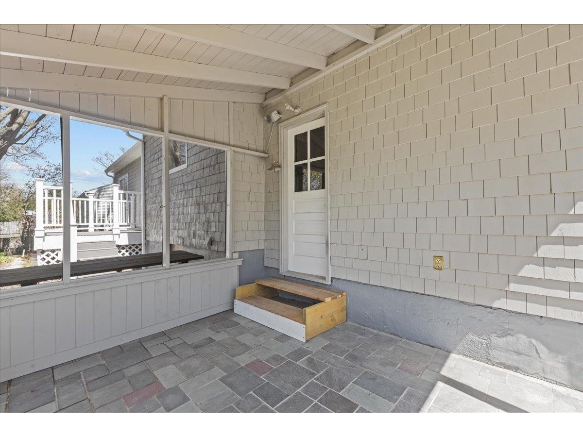 11 Duchess Avenue