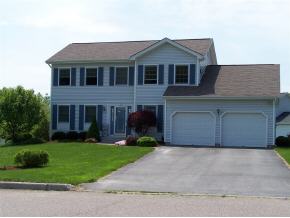 11 Fairview Dr