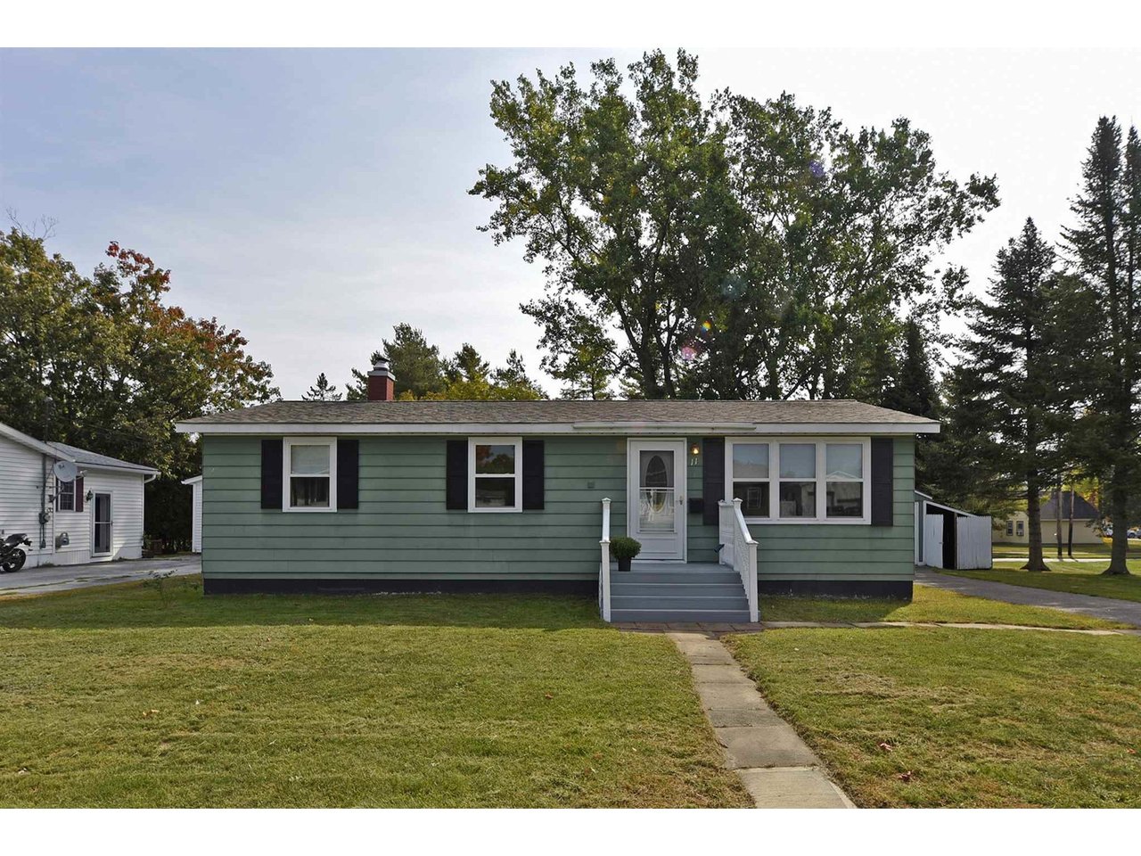 11 Finn Avenue