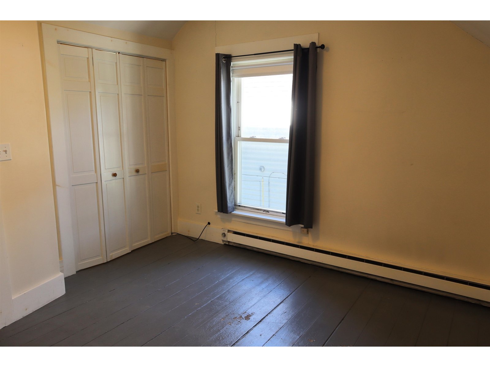 2nd floor bedroom 2