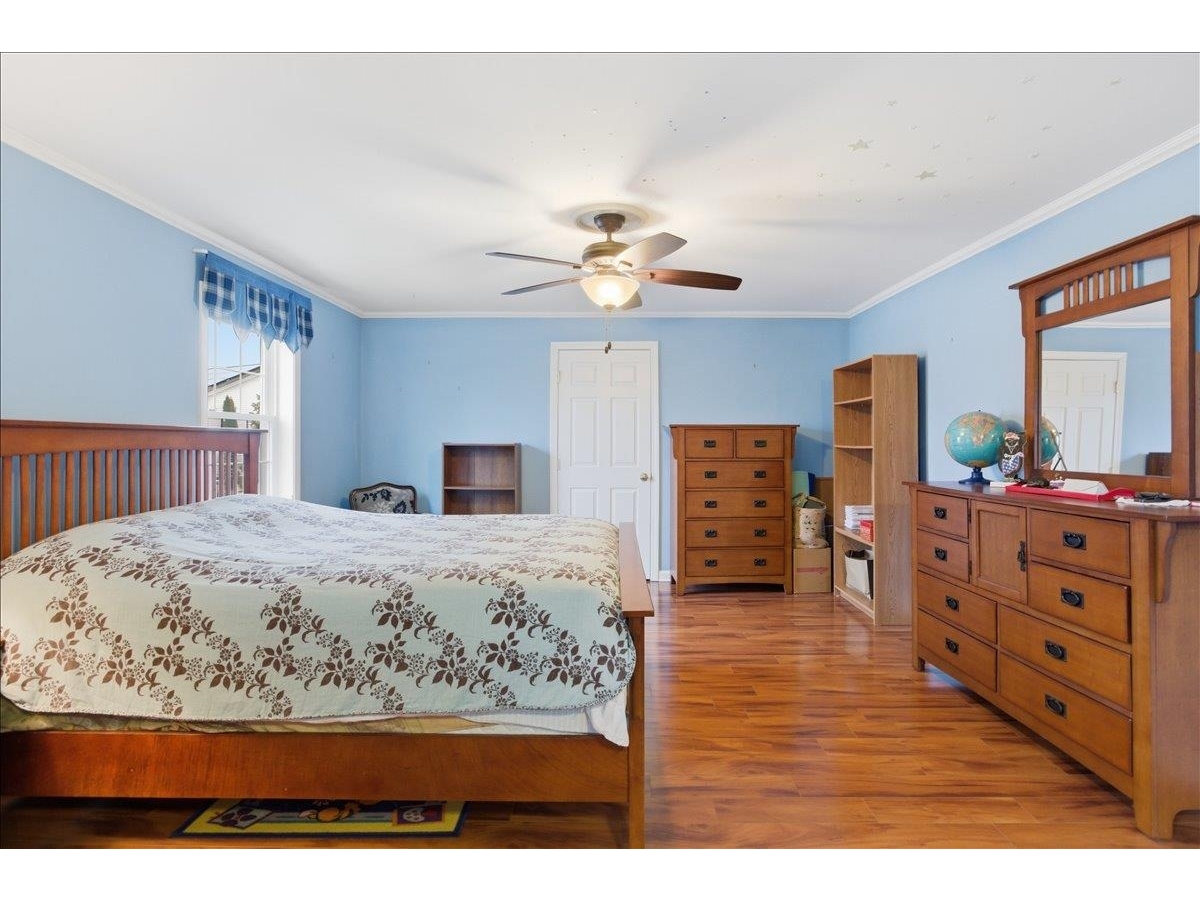 Large 2nd Bedroom