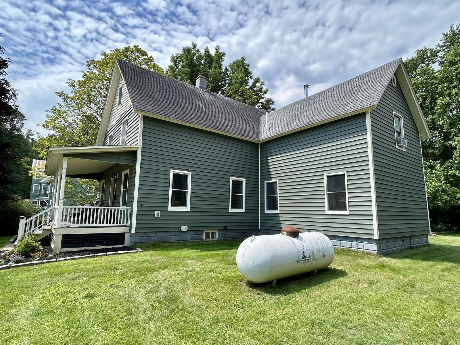11 Hale Street