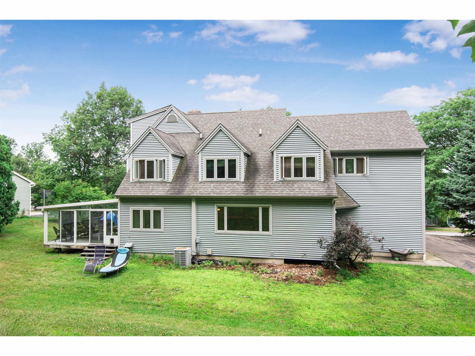 11 Harbor Ridge Road