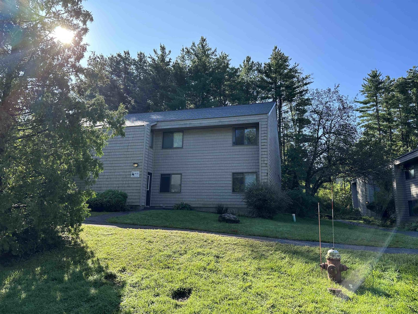 11 Hawthorne Circle, South Burlington