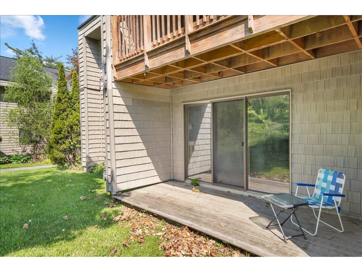 11 Hawthorne Circle