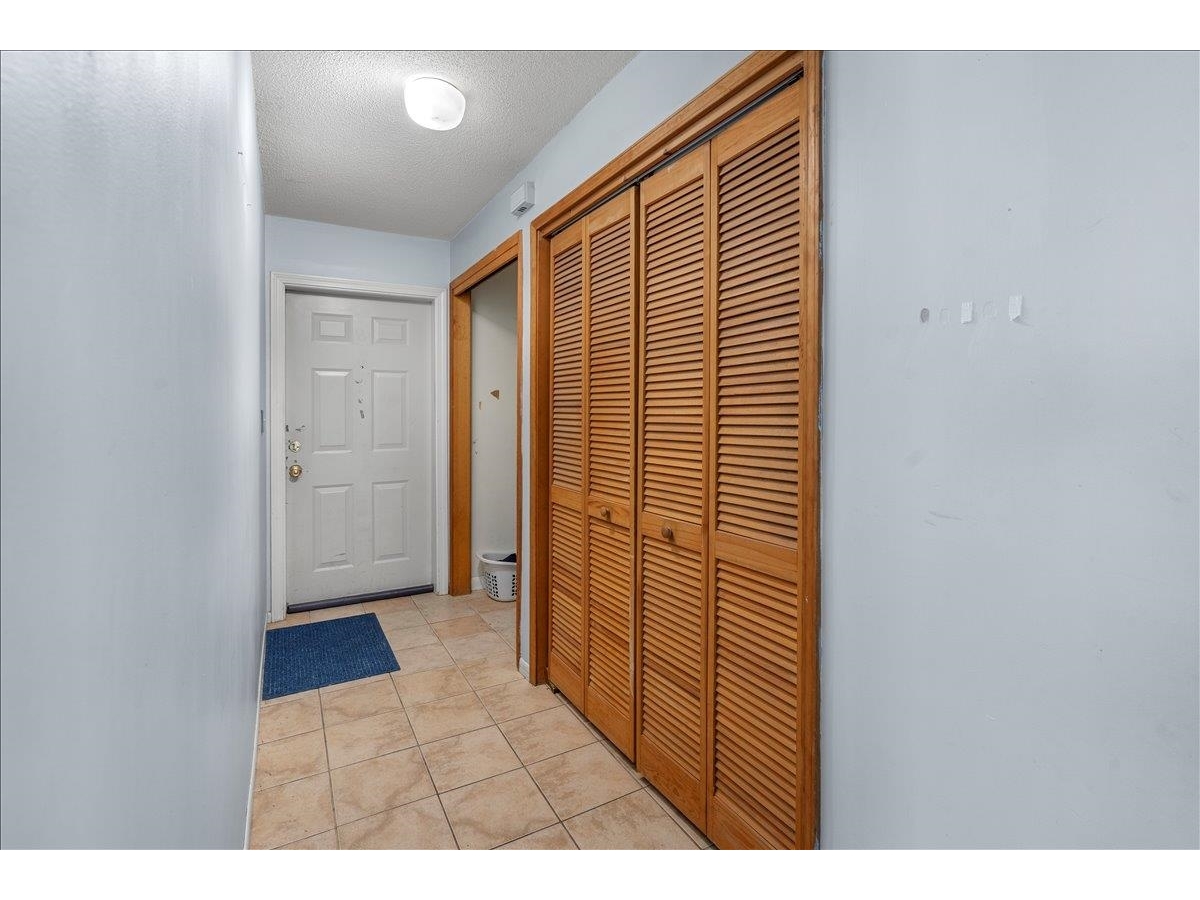 11 Hawthorne Circle