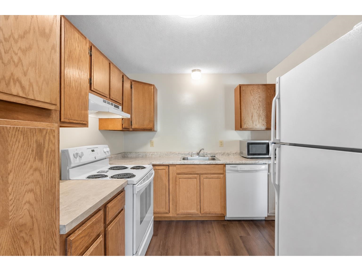 11 Hawthorne Circle