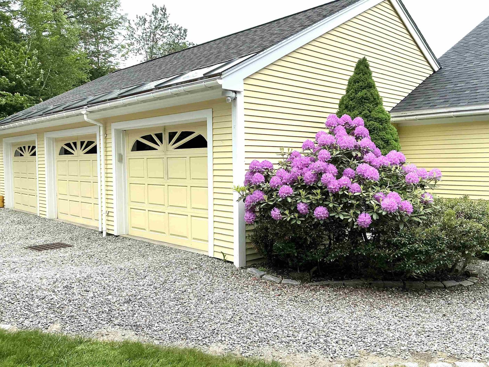 Front House showing 3 Car Garage