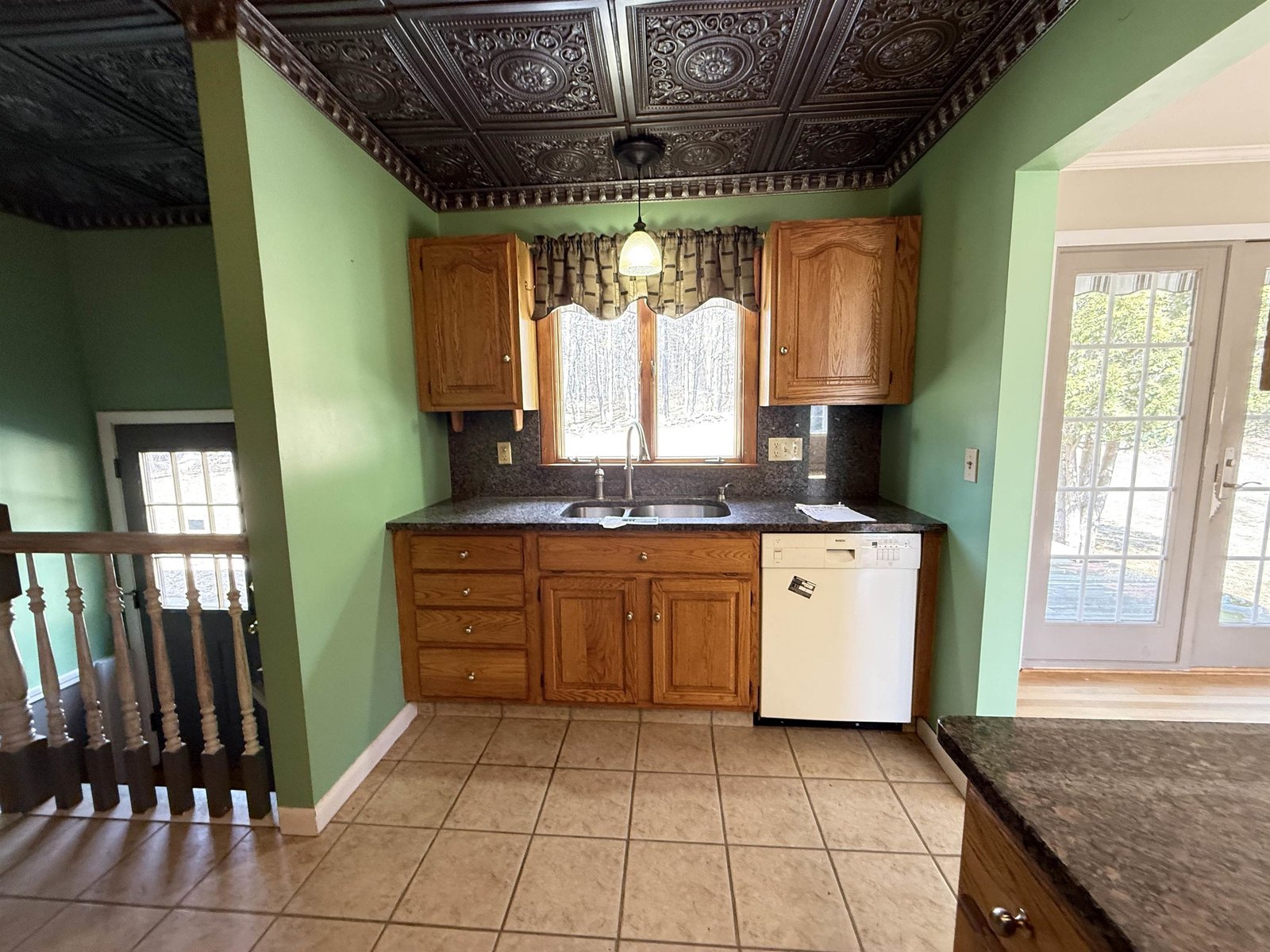 11 Juniper Hill Road