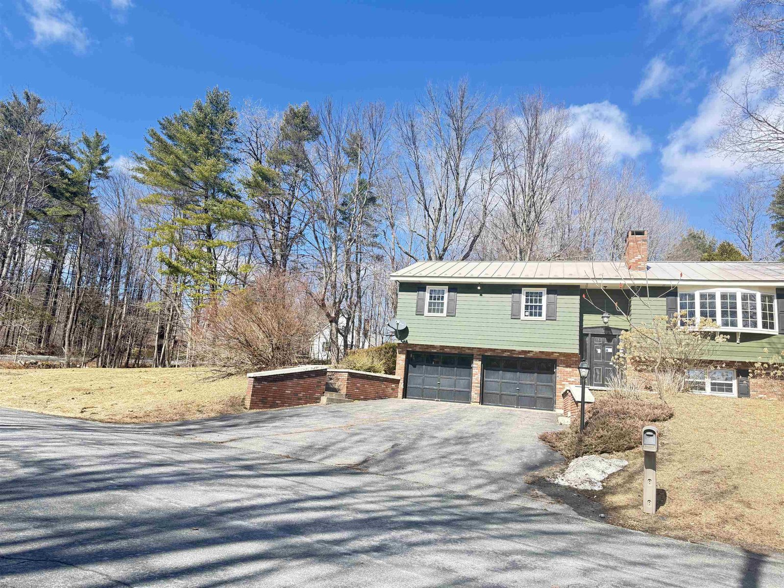 11 Juniper Hill Road