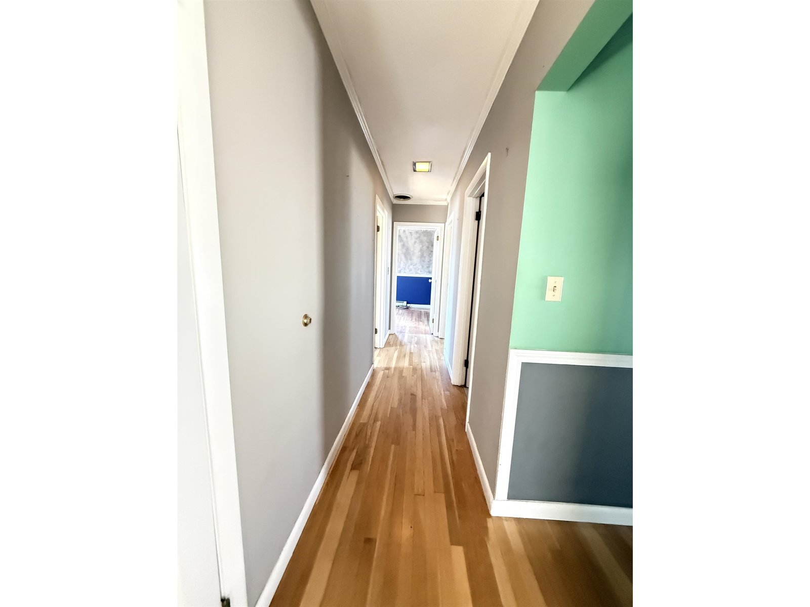 11 Juniper Hill Road
