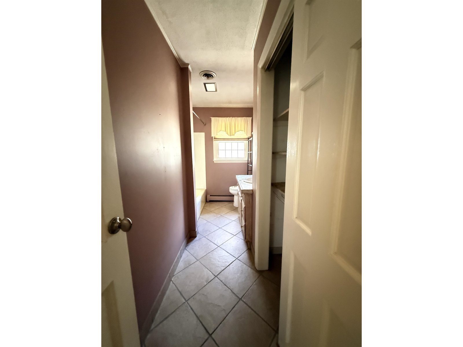 11 Juniper Hill Road