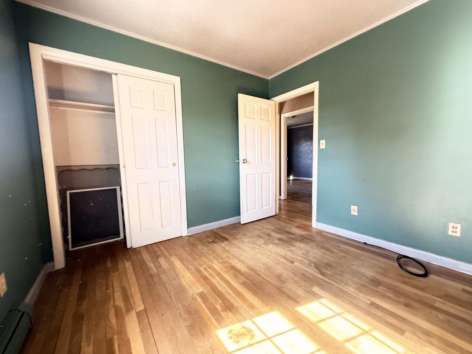 11 Juniper Hill Road